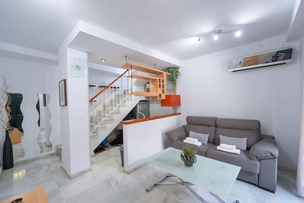 Apartamento Junto A Las Setas De Sevilla エクステリア 写真